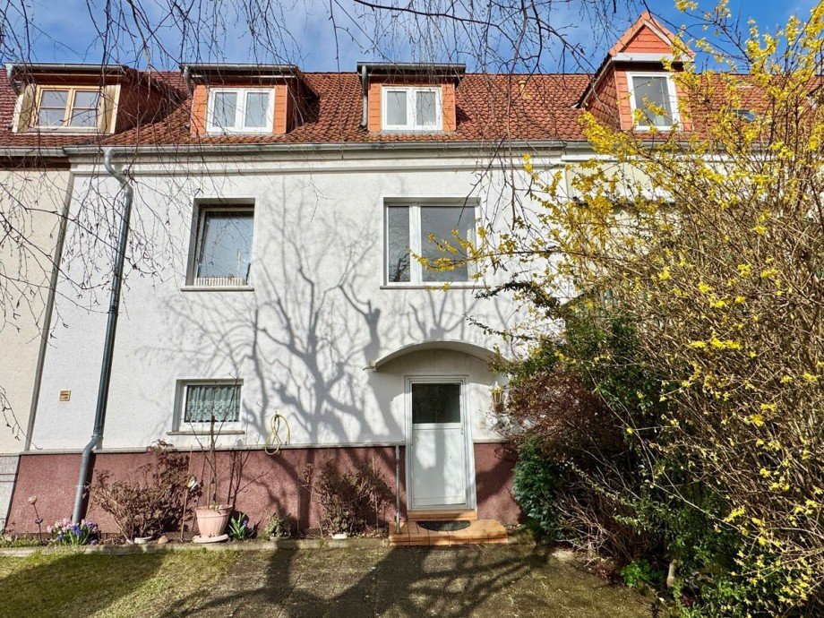 Hausansicht von hinten Reihenmittelhaus Neustrelitz