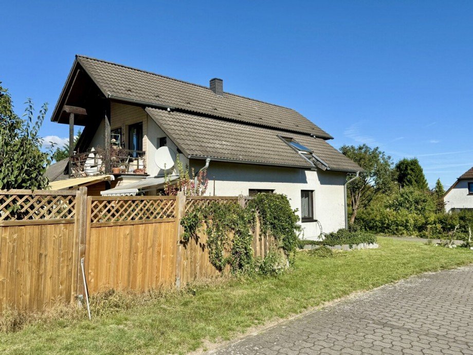 Stra�enansicht Einfamilienhaus Neubrandenburg