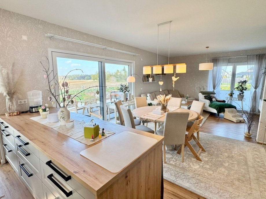 Blick K�che zum Wohnzimmer Einfamilienhaus Lindetal