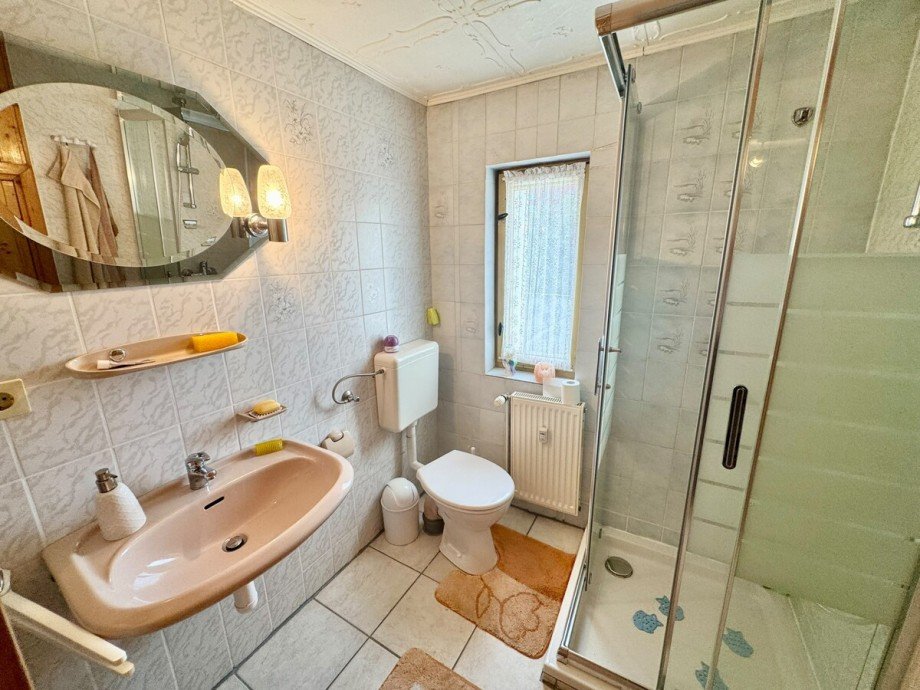Bad Dachgeschoss Haus Neubrandenburg / S�dstadt
