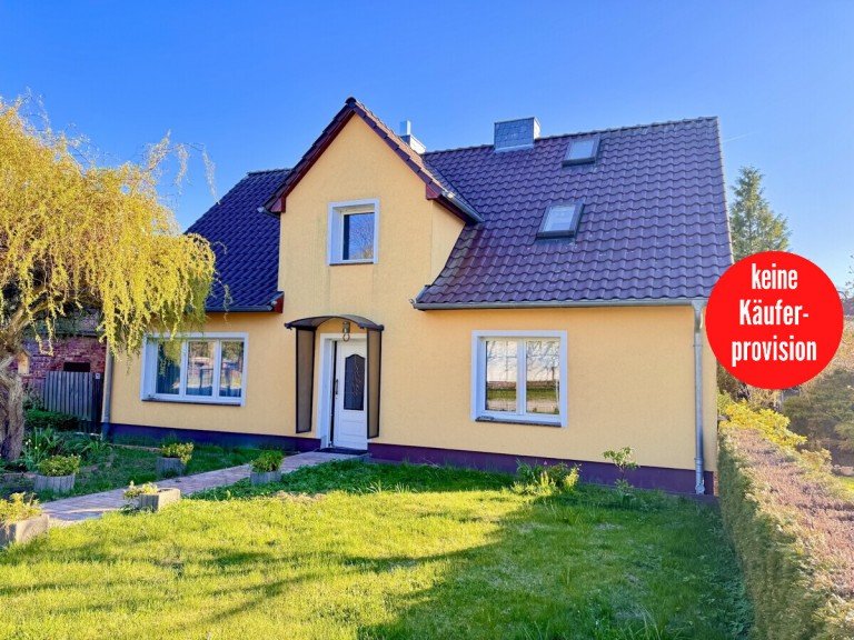 Einfamilienhaus in Pasewalk Pasewalk Einfamilienhaus HORN IMMOBILIEN++Einfamilienhaus in Pasewalk mit Einbauk�che, Kamin und viel Platz f�r Ihre Familie!