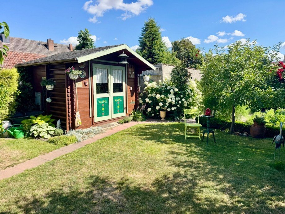Gartenh�uschen Einfamilienhaus Strasburg