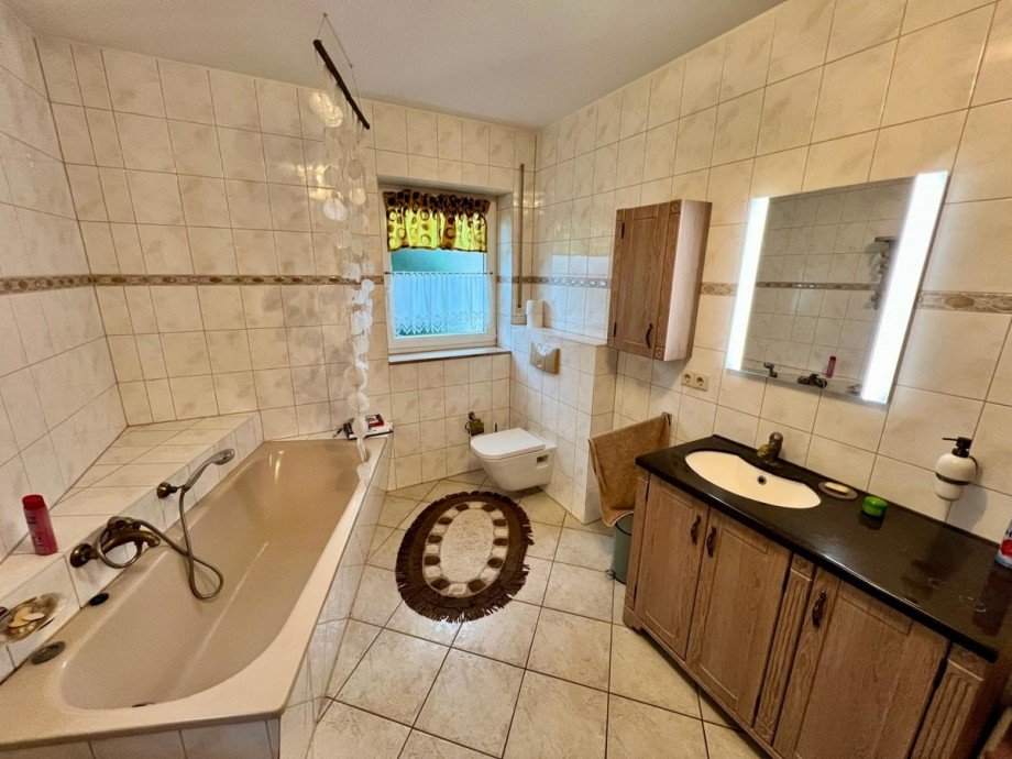 ... Badewanne Einfamilienhaus Neubrandenburg