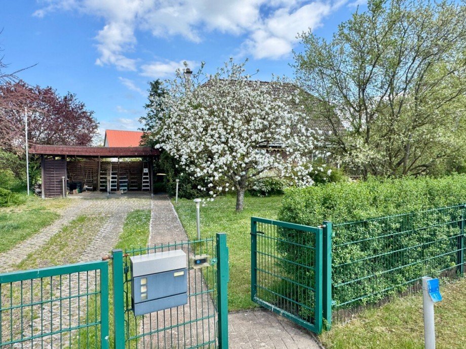 Grundst�ckszugang Einfamilienhaus Warlin