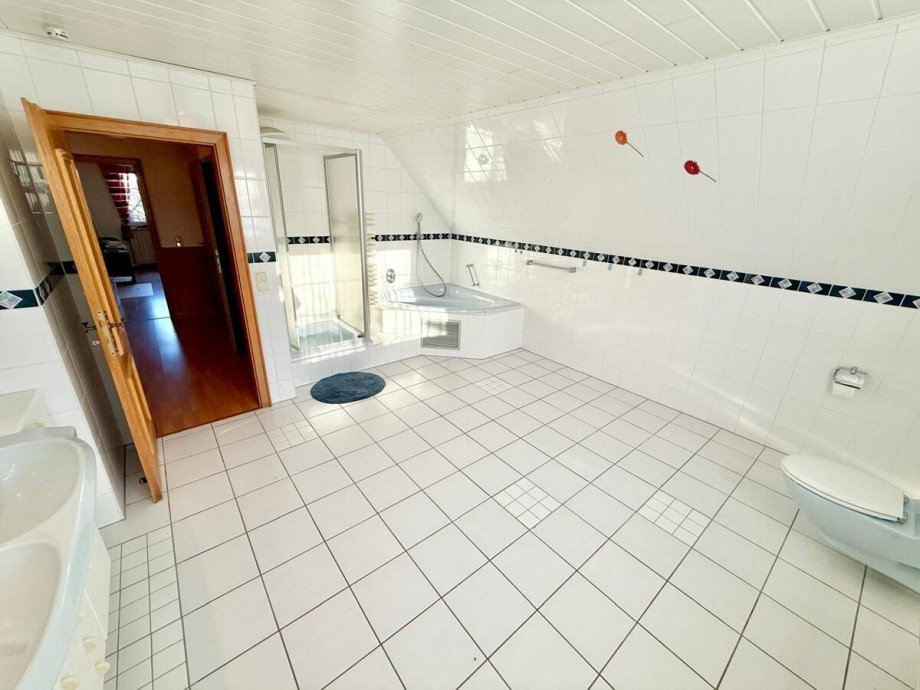 ... mit Dusche Einfamilienhaus Neuendorf