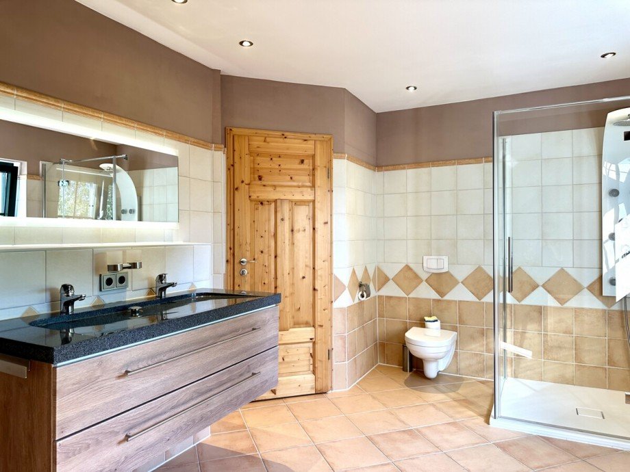 Badezimmer Einfamilienhaus Torgelow / Dr�geheide