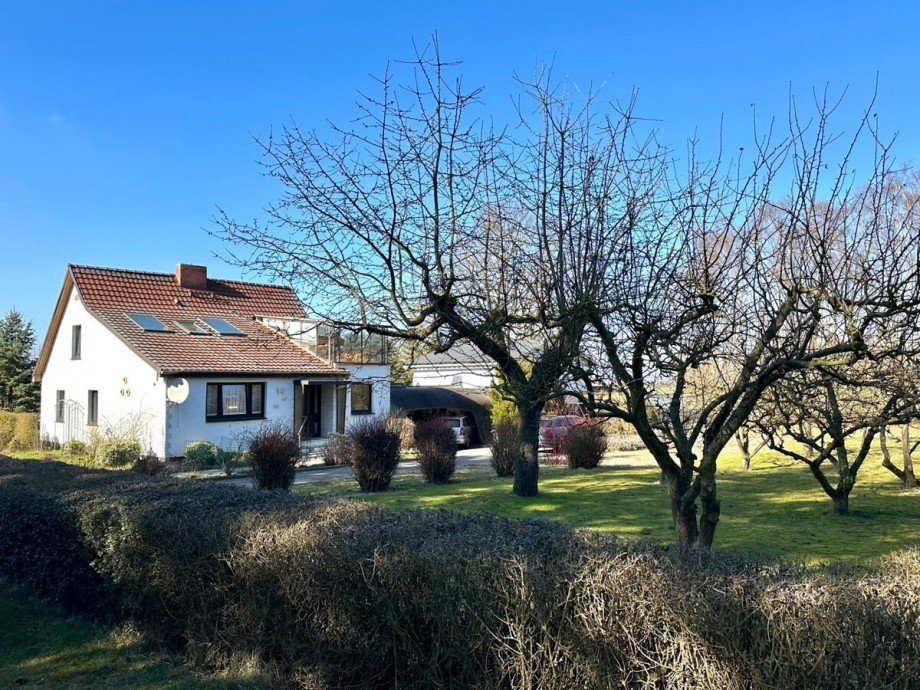 Hausansicht Stra�enseite Einfamilienhaus Uckerland / G�terberg