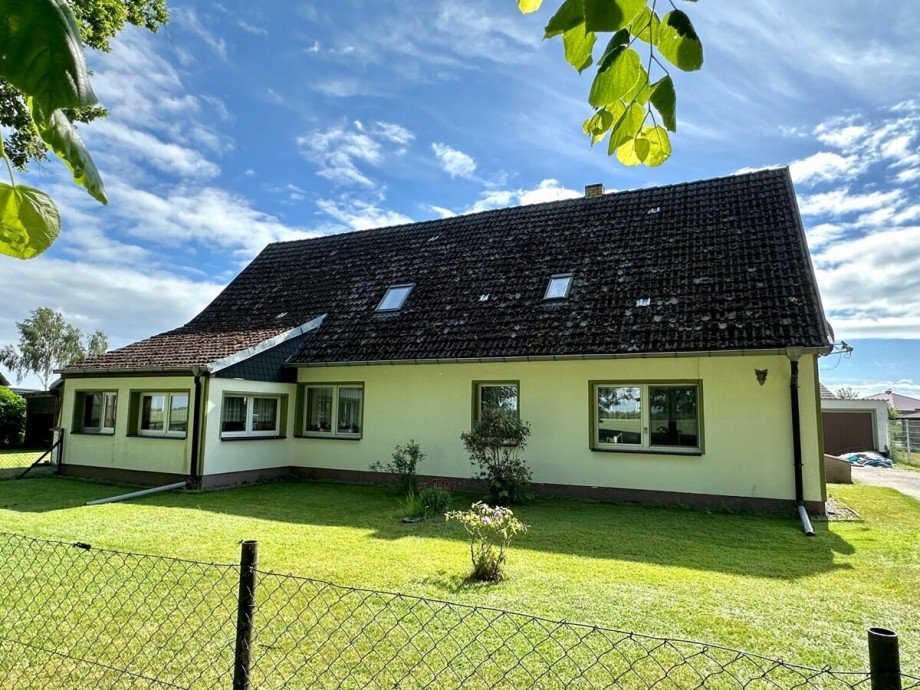 Hausansicht Stra�enseite Haus Ducherow