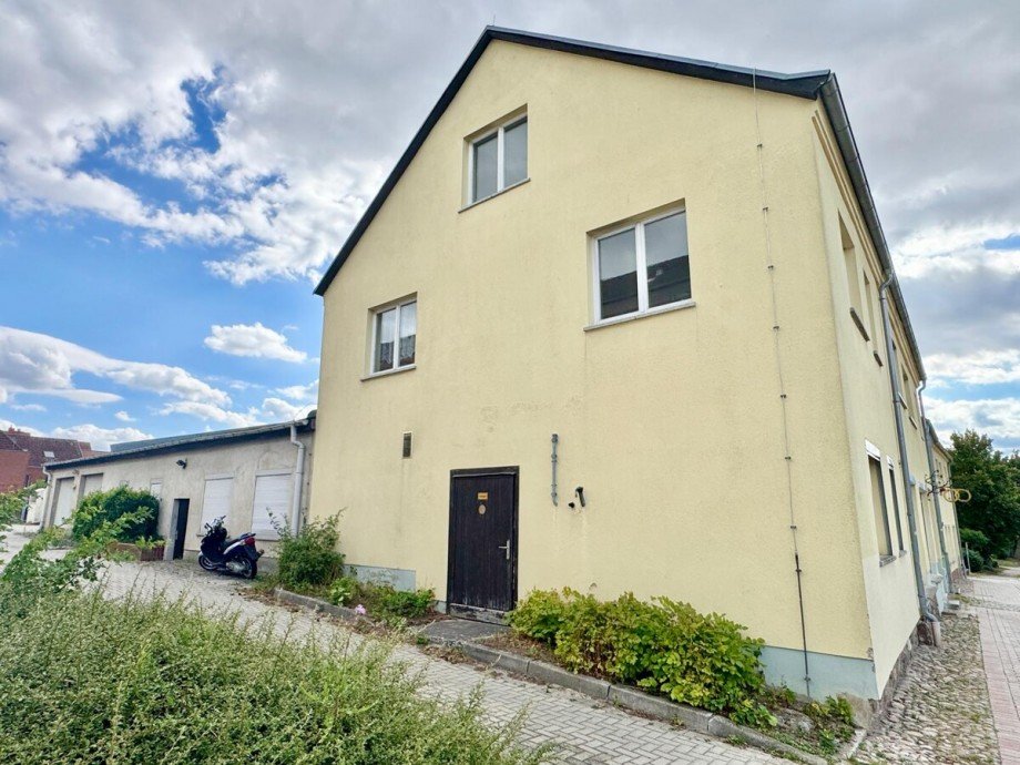 Seitenansicht Haus Strasburg