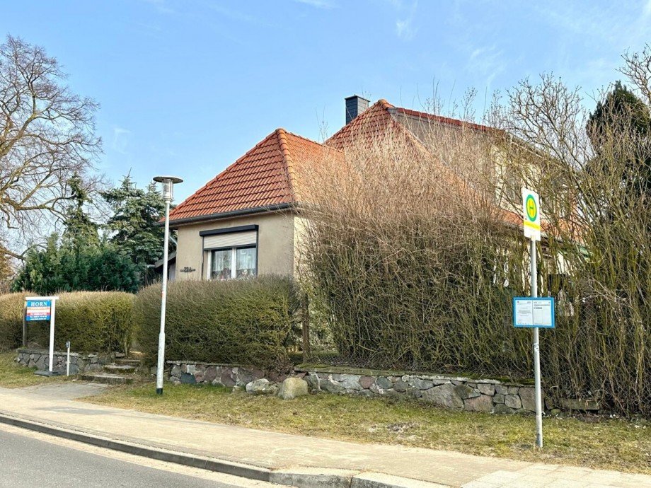 Lage Doppelhaush�lfte Burg Stargard