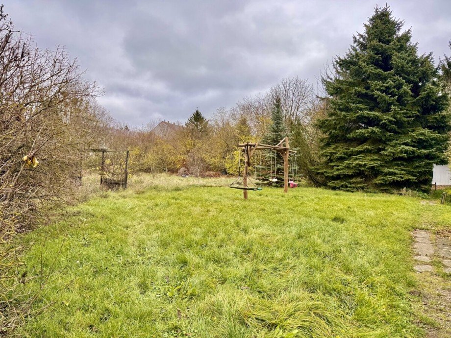 Gemeinsame Gartenfl�che Mehrfamilienhaus Tantow