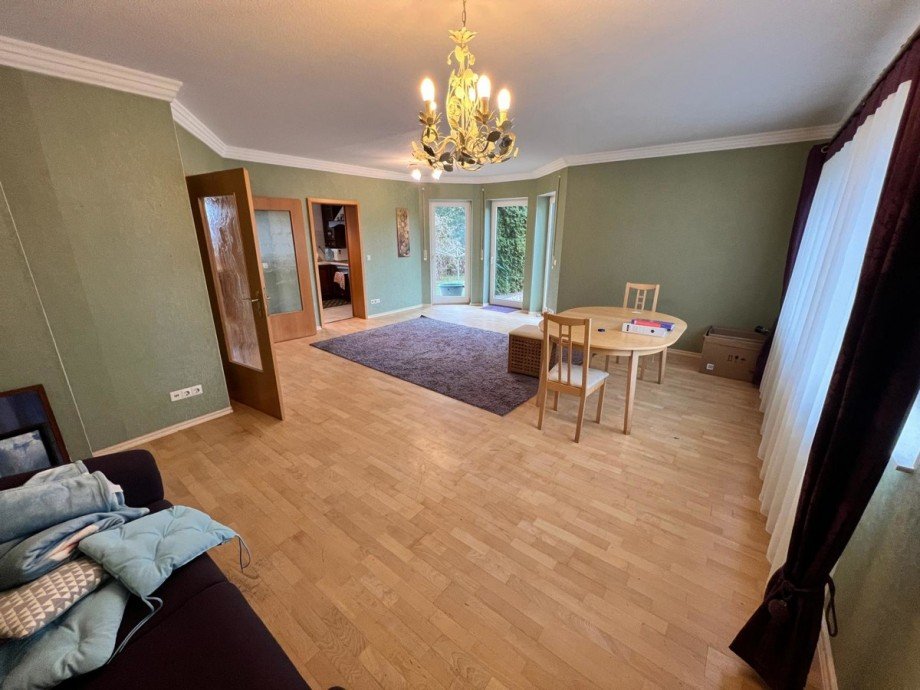 Wohnzimmer mit Erker Einfamilienhaus Neubrandenburg