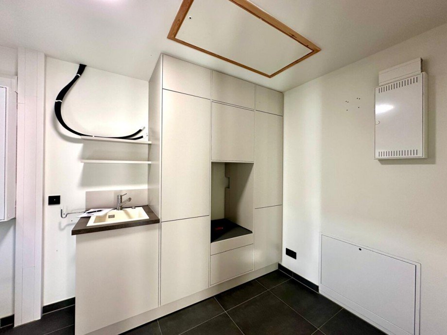 Hauswirtschaftsraum mit Einbauschr�nken Einfamilienhaus Sponholz