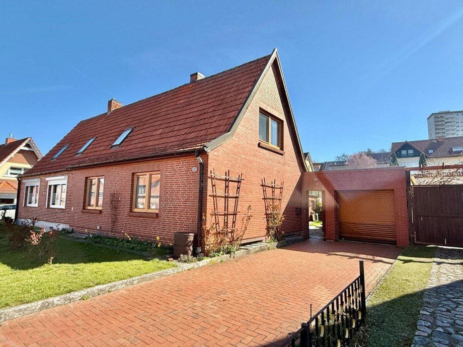 Nutzen Sie Ihre Cahnce! Doppelhaush�lfte Neubrandenburg