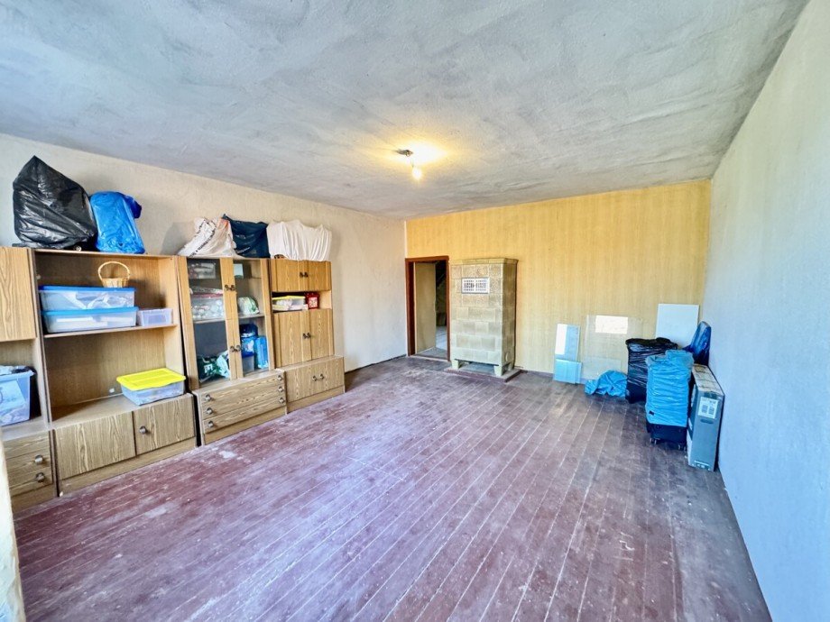 Zimmer Doppelhaush�lfte Ramin