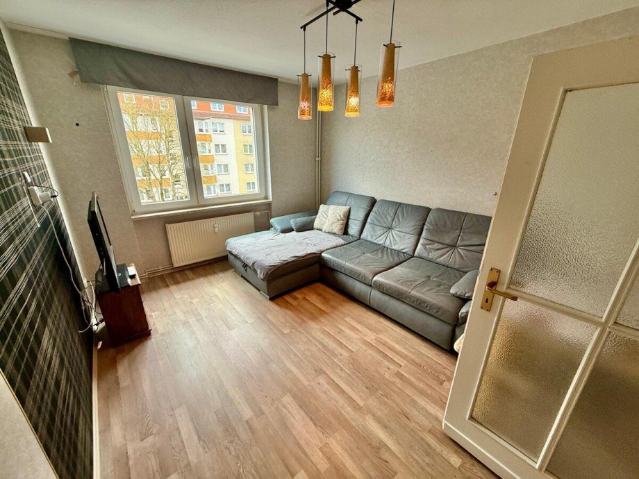 Schlafimmer I (Durchgangszimmer) Etagenwohnung Neubrandenburg