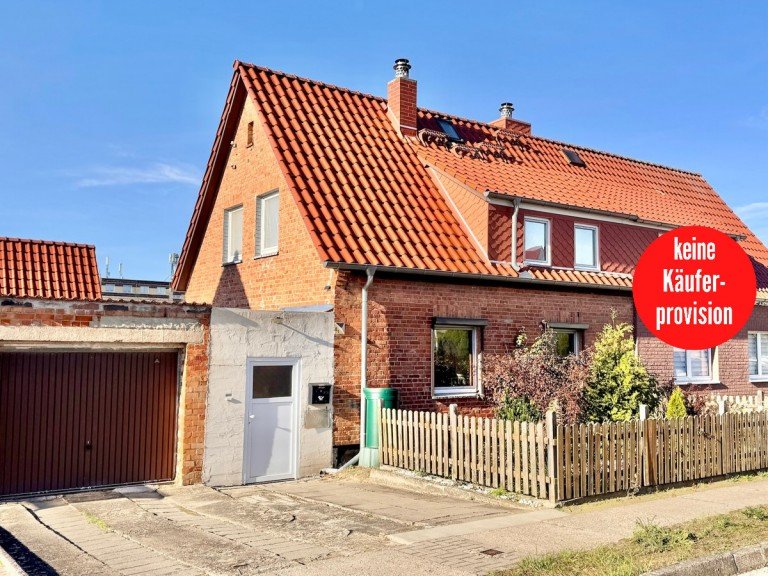 Hausansicht Neubrandenburg Doppelhaush�lfte HORN IMMOBILIEN ++ VERKAUFT! Neubrandenburg Brauereiviertel Doppelhaush�lfte