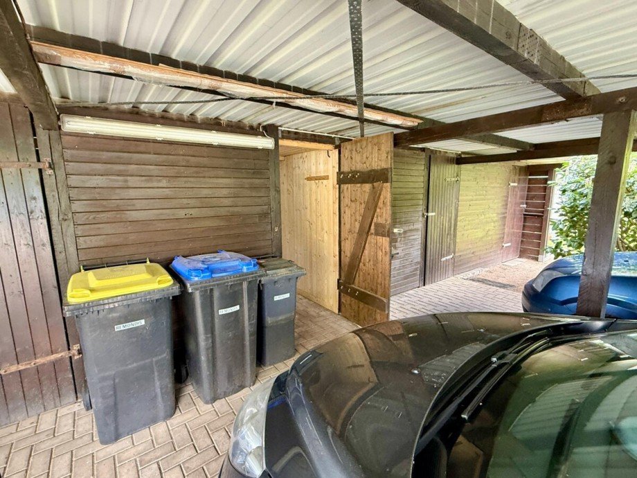 Carport & Abstellraum Reihenmittelhaus Wesenberg