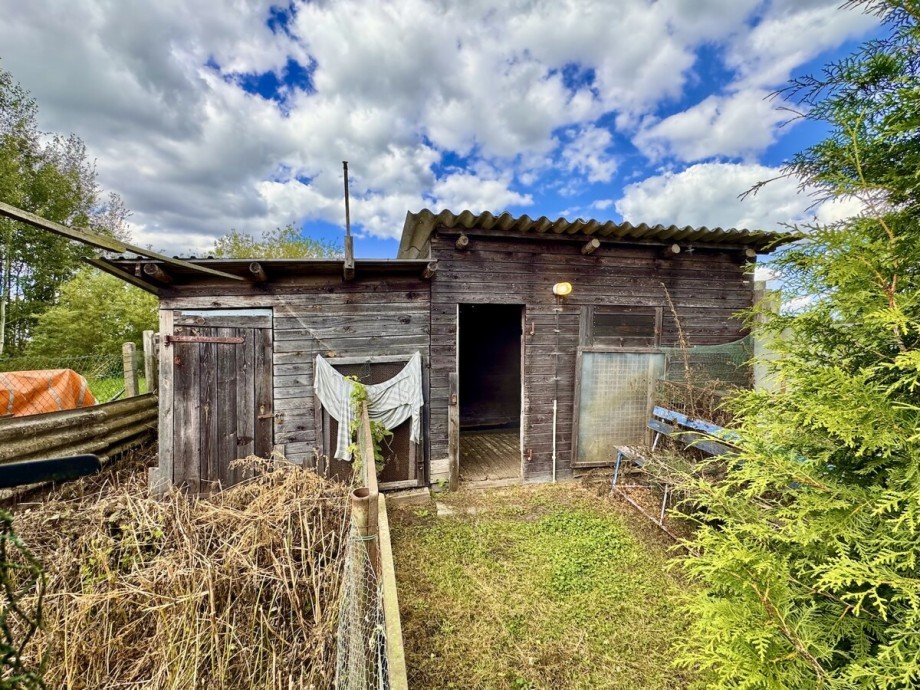 Schuppen Reihenmittelhaus Viereck