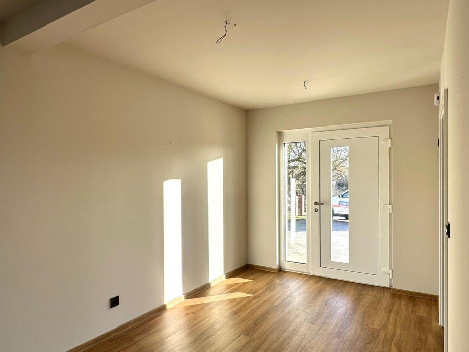 Haust�r Eingangsbereich Einfamilienhaus Sponholz