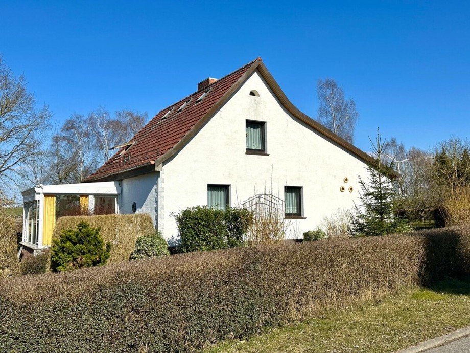 Hausansicht Stra�enseite Einfamilienhaus Uckerland / G�terberg