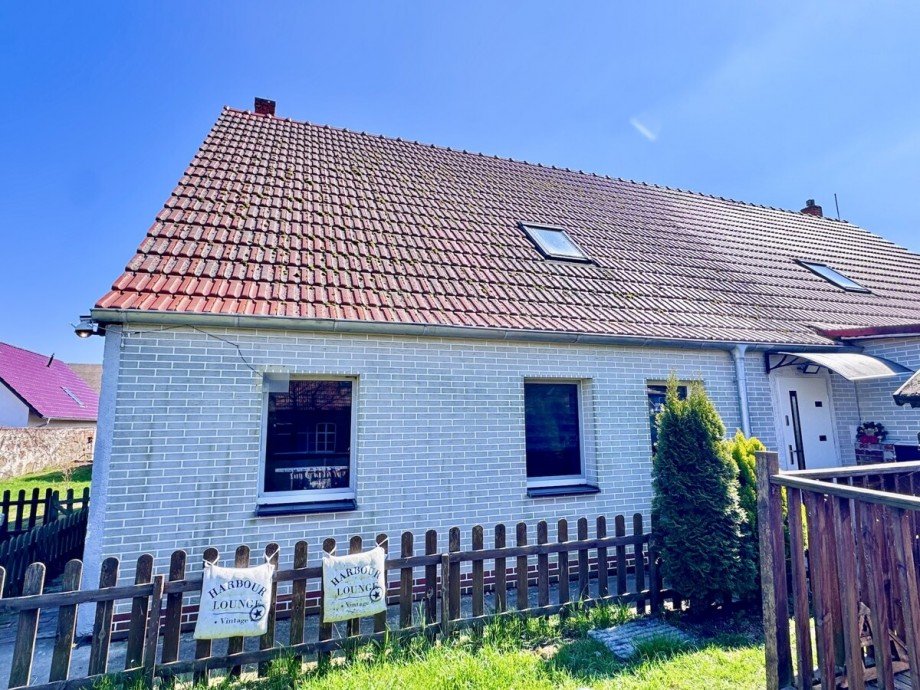 Hausansicht Doppelhaush�lfte Gartz (Oder) / Hohenreinkendorf