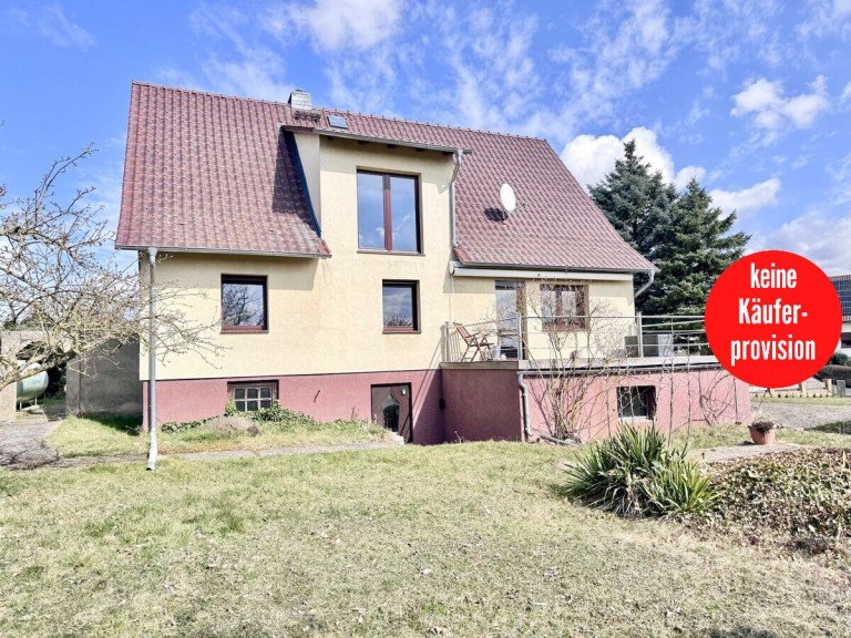 Einfamilienhaus in Tantow Tantow Einfamilienhaus HORN IMMOBILIEN ++ Einfamilienhaus in Tantow mit Einbauk�che, Garage und gro�em Grundst�ck