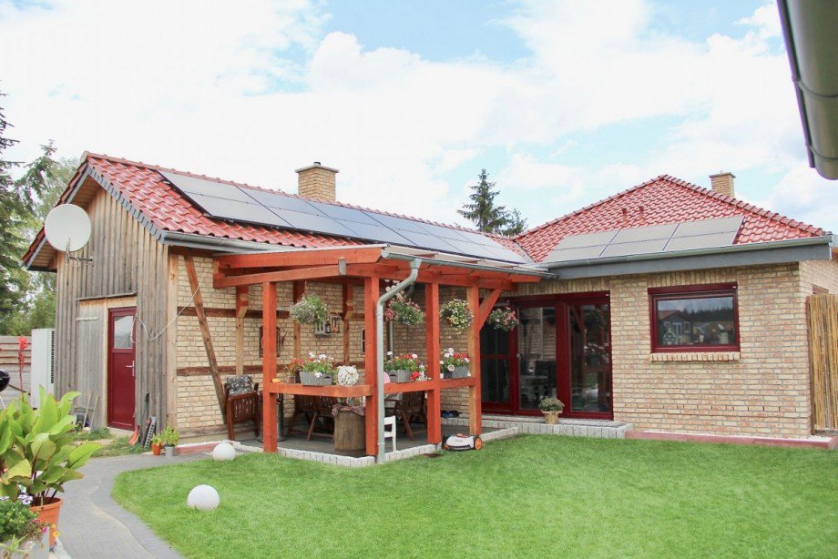 �berdachte Terrasse Einfamilienhaus L�cknitz