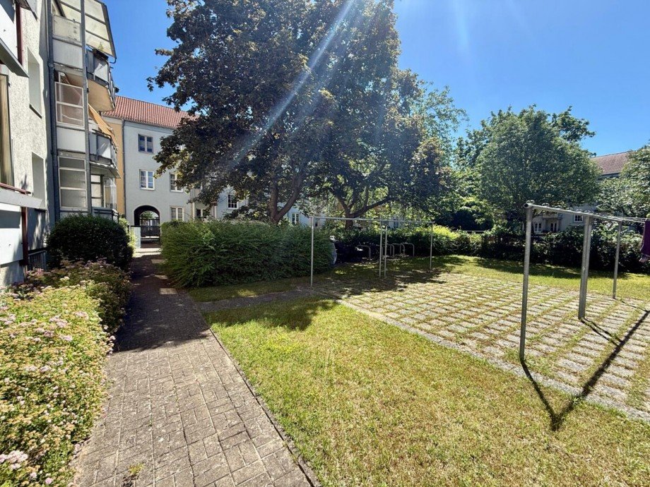 Innenhof Dachgeschosswohnung Neubrandenburg