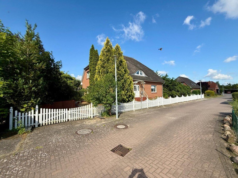 Stra�enansicht Einfamilienhaus Neuendorf