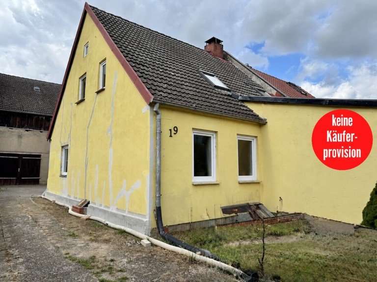 Doppelhaush�lfte in Hochenreinkendorf bei Gartz Gartz (Oder) / Hohenreinkendorf Doppelhaush�lfte HORN IMMOBILIEN ++ kleines Haus f�r kreative Handwerker bei Gartz (Oder)