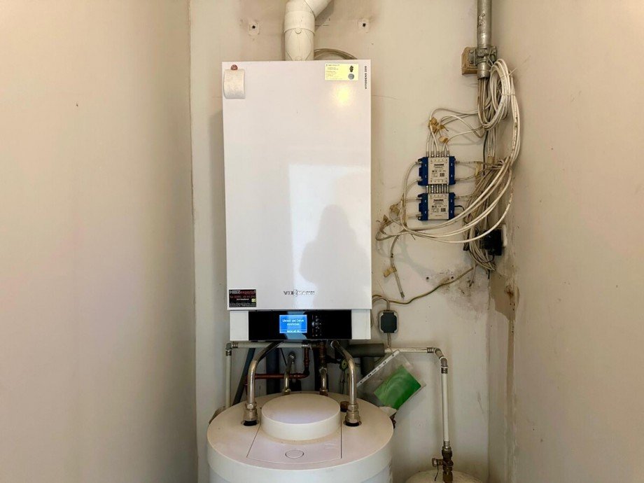 Gastherme Zweifamilienhaus Klein Helle
