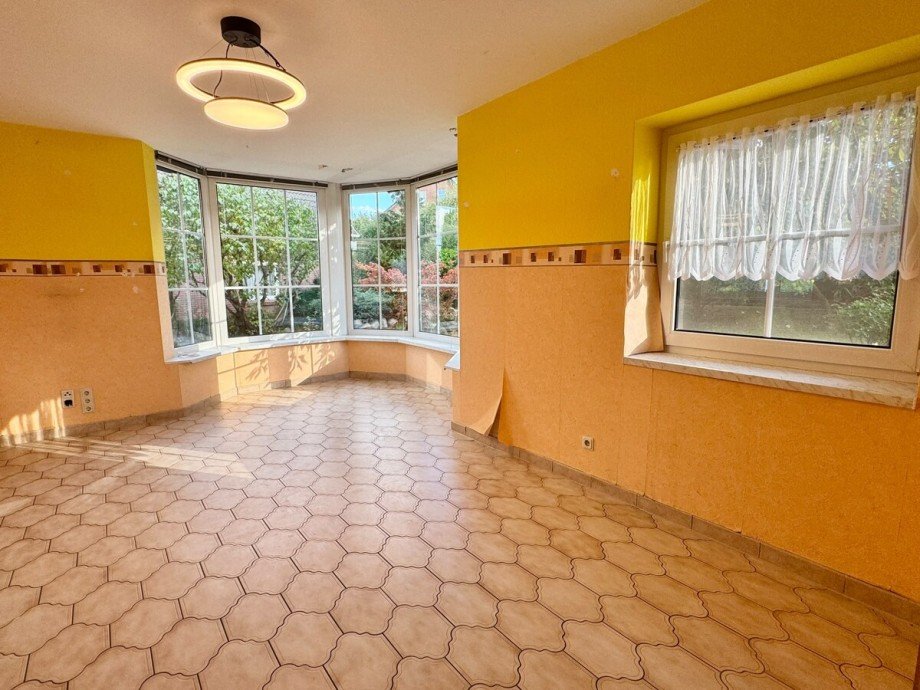 Wohnzimmer mit Erker Einfamilienhaus Gro� Nemerow
