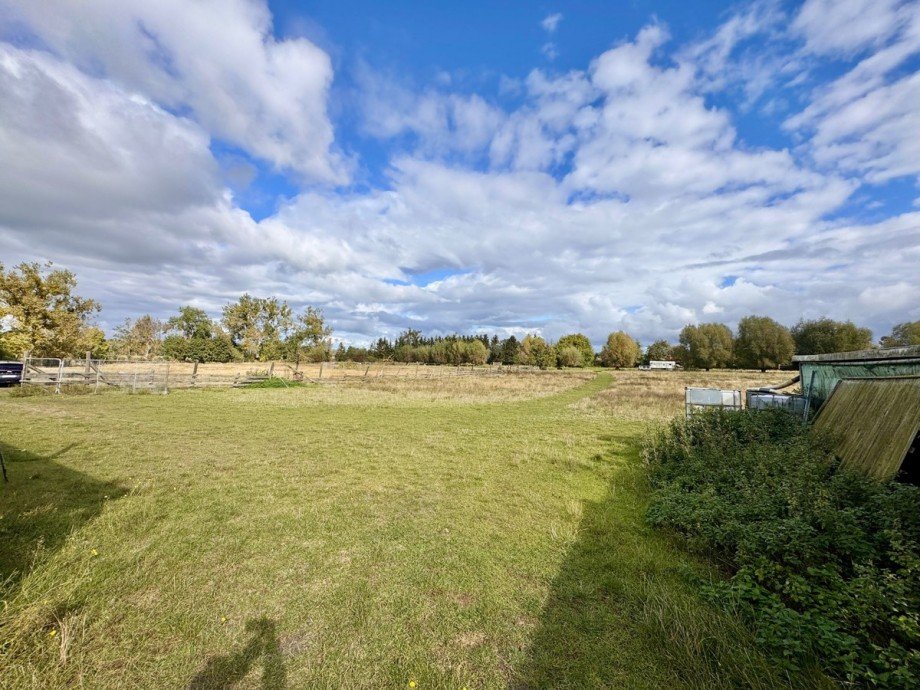 das Grundst�ck Land- / Forstwirtschaft - Grdst. L�cknitz