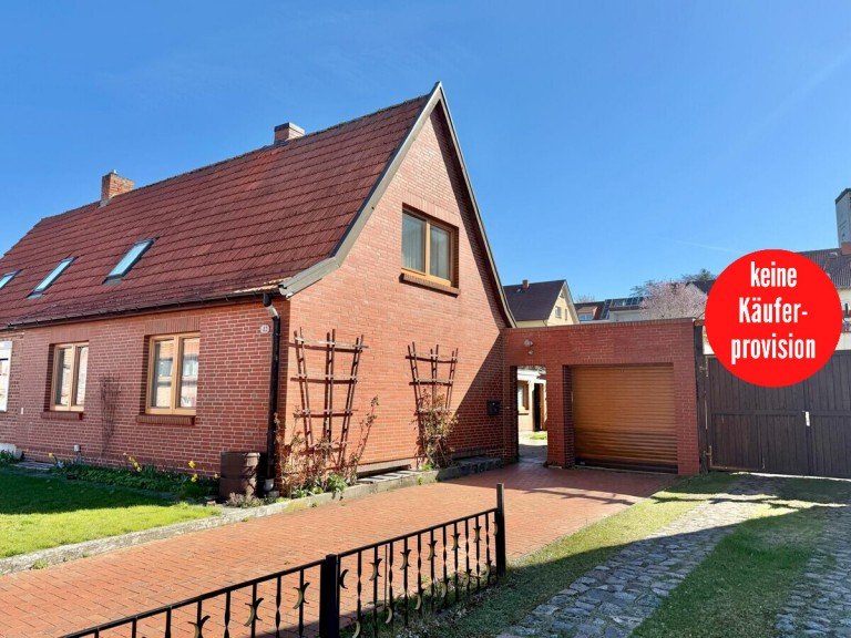 Doppelhaush�lfte Neubrandenburg Doppelhaush�lfte HORN IMMOBILIEN++ Neubrandenburg, Doppelhaush�lfte mit Keller, Garage und Nebengelass