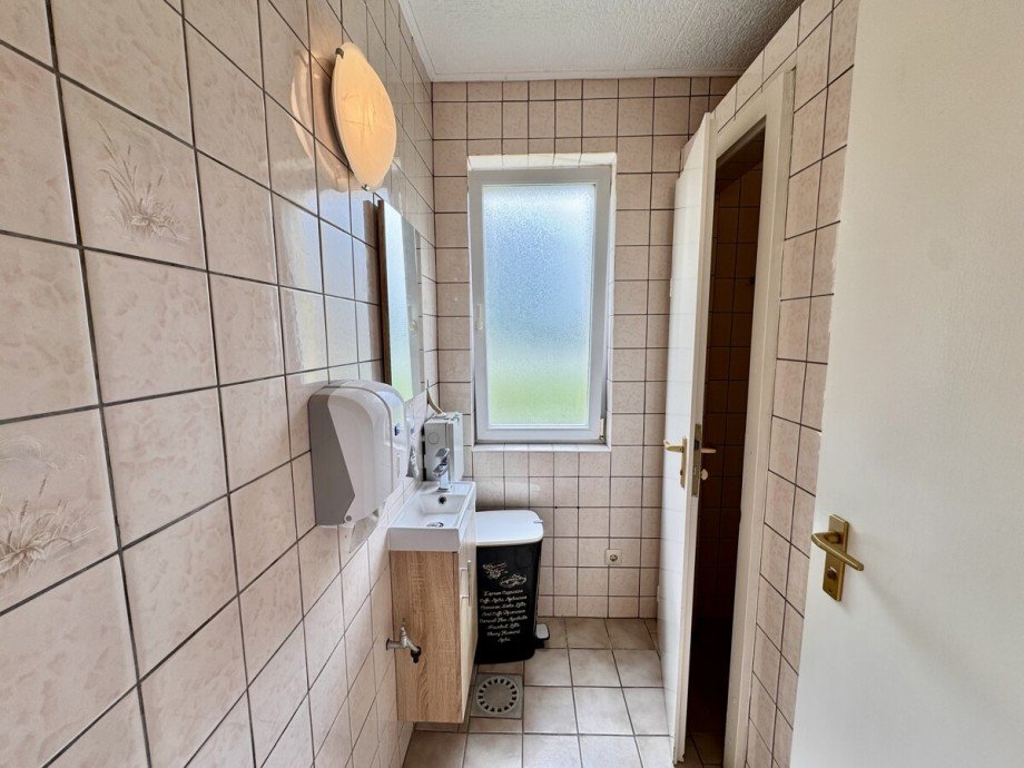 Damen WC Gastronomie Krackow
