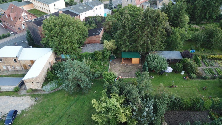 Grundst�ck Gartenteil Mehrfamilienhaus Strasburg