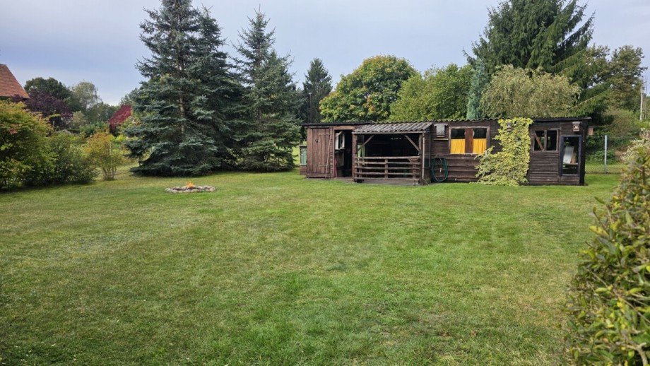 das Grundst�ck Ferienhaus Wokuhl-Dabelow / Carolinenhof