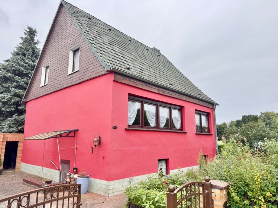Hausansicht Stra�enseite Einfamilienhaus Ueckerm�nde