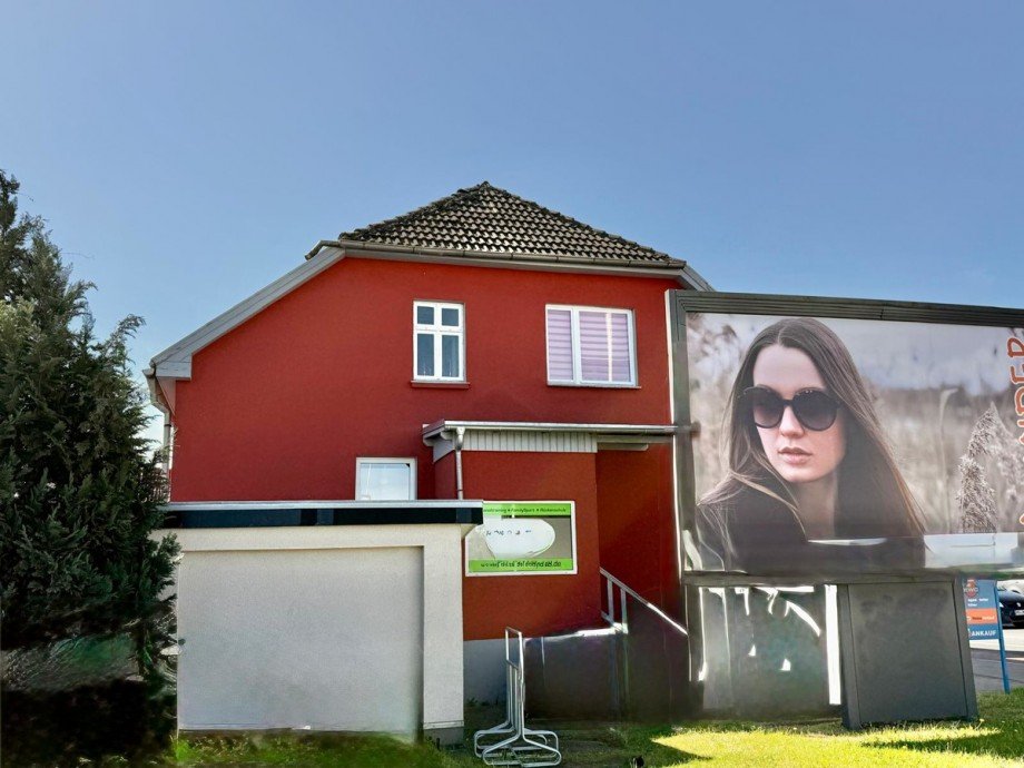 Giebelseite Haus Neubrandenburg