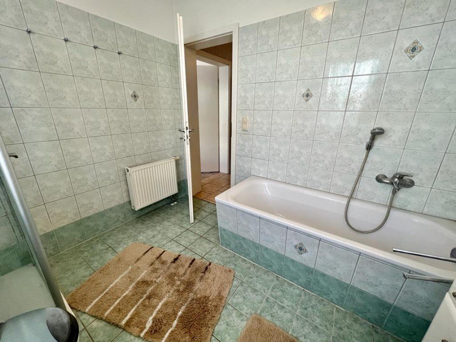 ... mit Badewanne... Erdgeschosswohnung Neubrandenburg