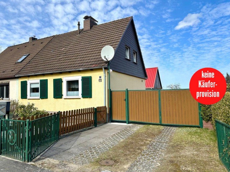Hausansicht Eggesin Doppelhaush�lfte HORN IMMOBILIEN ++ gem�tliches Zuhause in idyllischer Lage, Doppelhaush�lfte in Eggesin