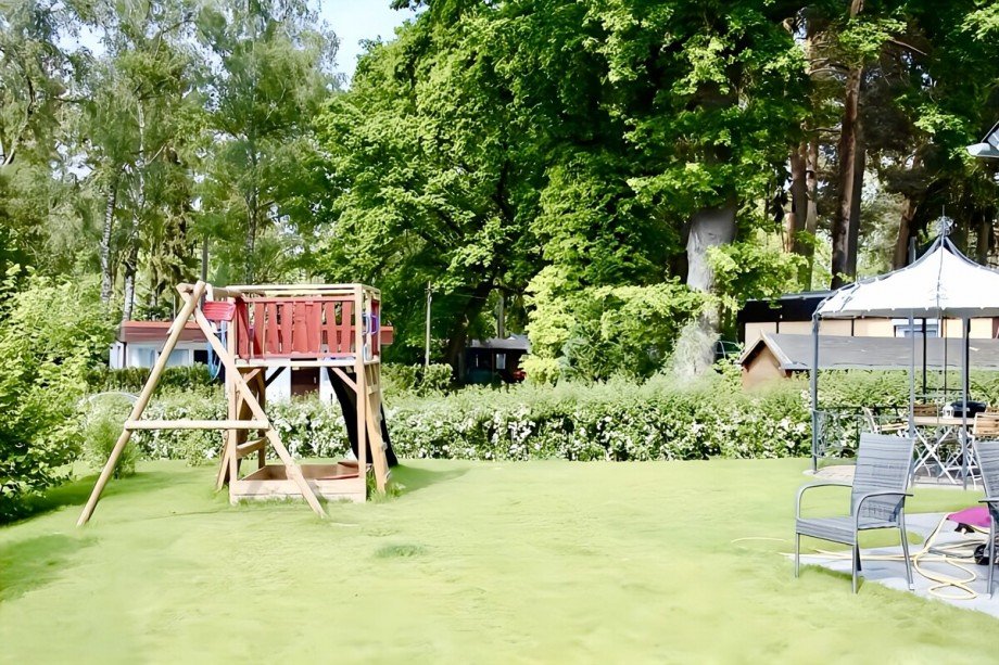 das Grundst�ck Ferienhaus R�bel/M�ritz