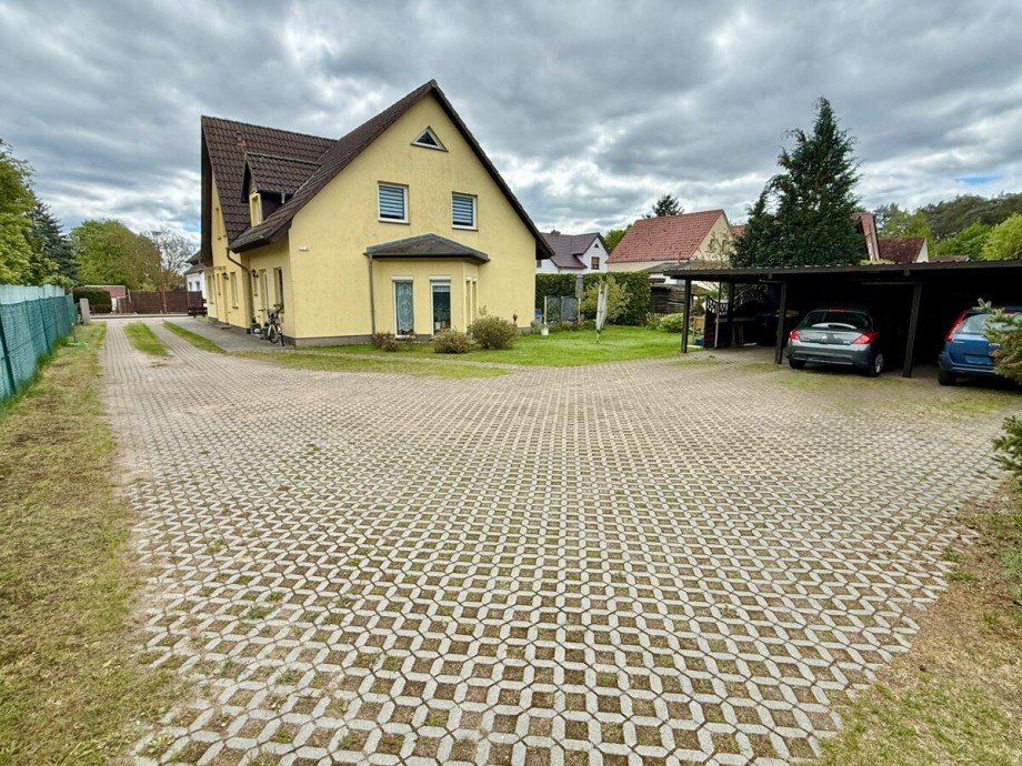 Parkfl�che Reihenmittelhaus Wesenberg