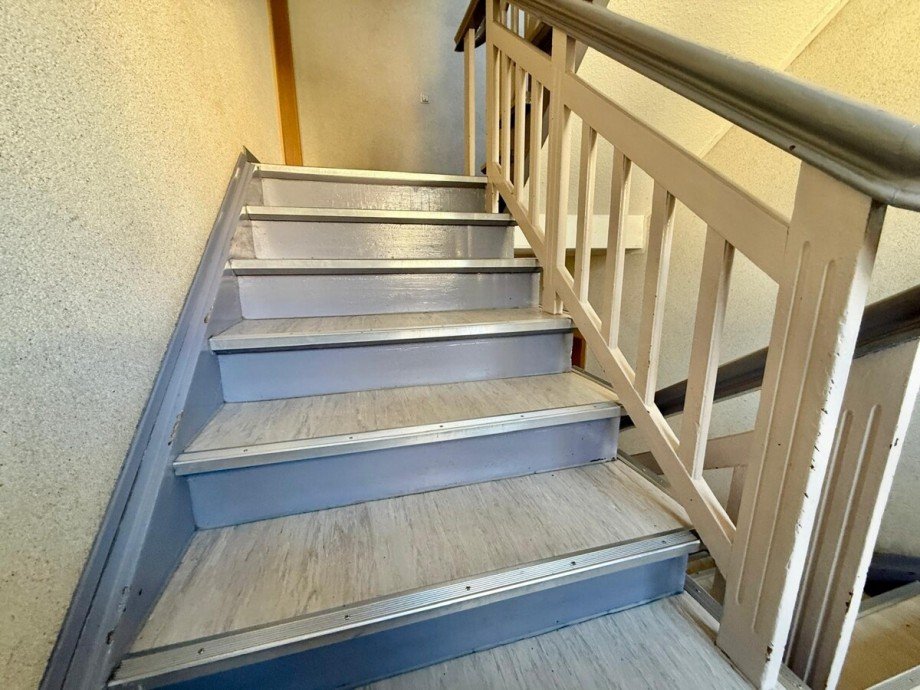 Detail Treppe Mehrfamilienhaus Neustrelitz
