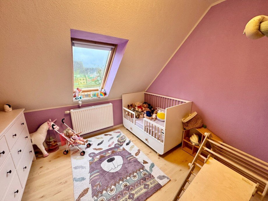 Kinderzimmer Doppelhaush�lfte Neubrandenburg