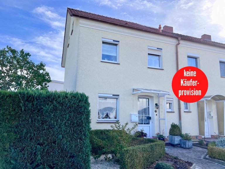 Hausansicht vorne Ferdinandshof Reihenendhaus HORN IMMOBILIEN ++ VERKAUFT! sch�nes Reihenendhaus in Ferdinandshof, 4 Zimmer, Garage