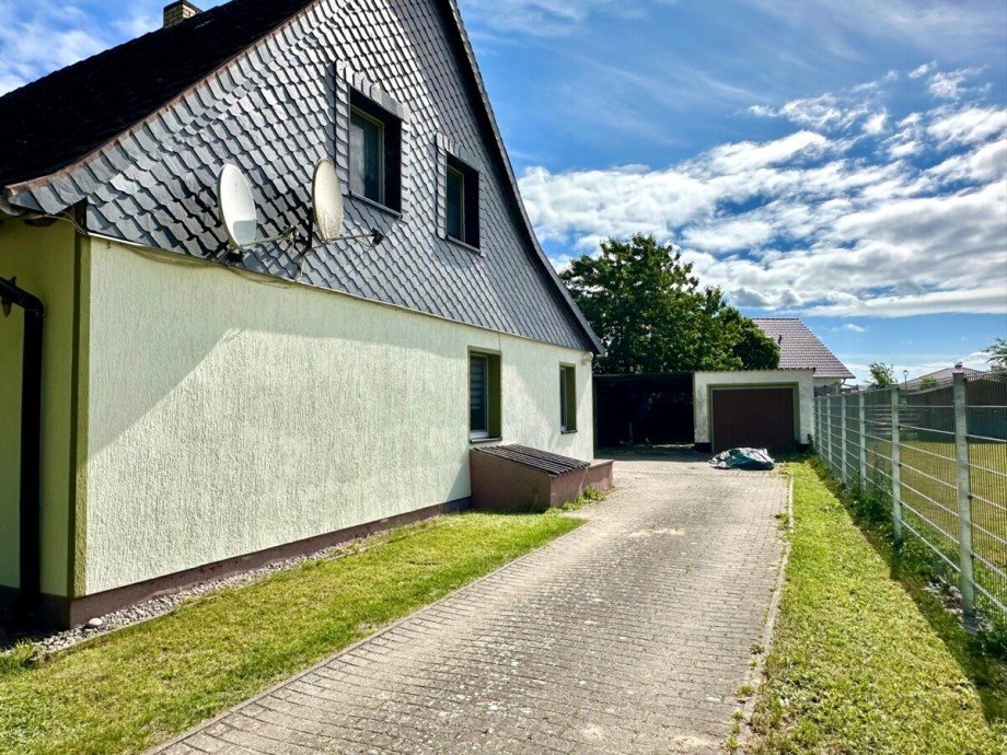 Zufahrt Haus Ducherow