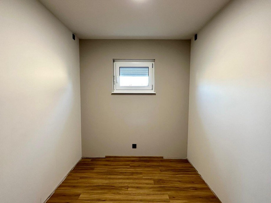 Ankleidezimmer Ist-Zustand Einfamilienhaus Sponholz