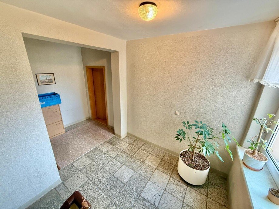 Flur 1. OG Etagenwohnung Neubrandenburg